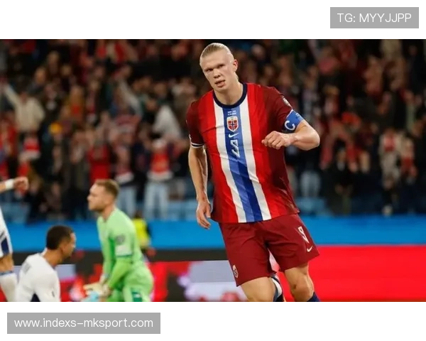 哈兰德任意球制造威胁并破网